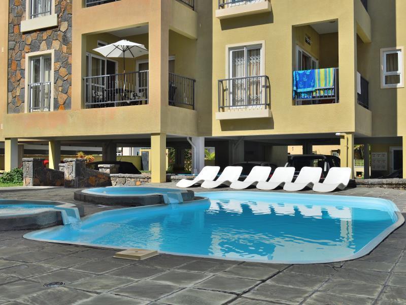 Paradya Beach Apartments Flic en Flac Экстерьер фото